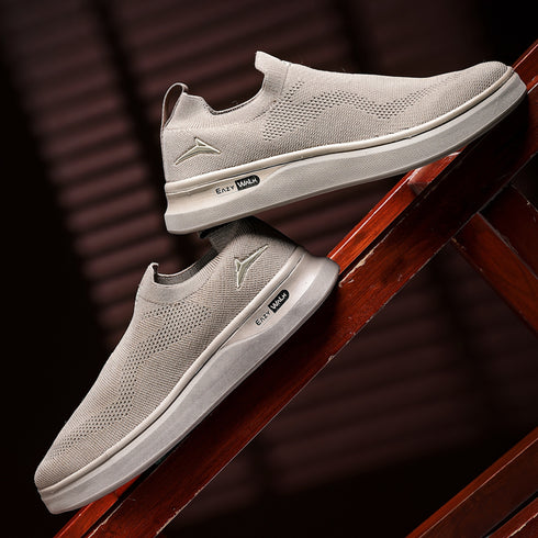 HYPERRION Walking Shoes for men